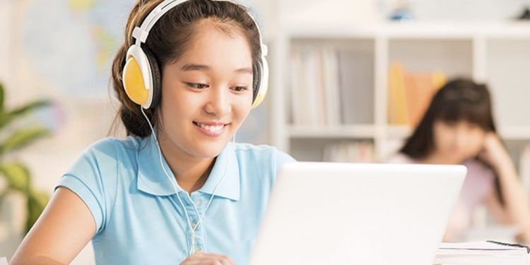 Is online education better than traditional education?